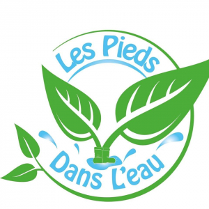 Les Pieds Dans L'eau