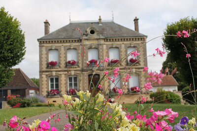 Logo Neuville-sur-Vanne