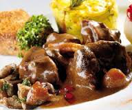 Biche sauté avec os