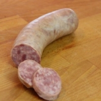 Saucisson à l'ail des prairies frais