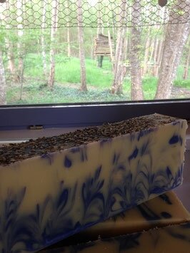 Savon lait de chèvre lavande