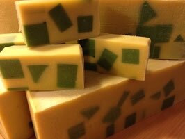 Savon lait de chèvre pomme
