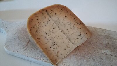 Gouda normand affiné au pesto 300g