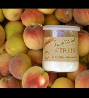 Le petit pot de fruit pêche groseille