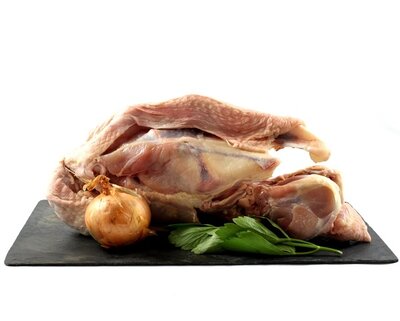 Carcasse de poulet fermier  environ 1 kg