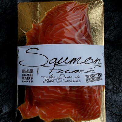 Saumon fumé au bois de hêtre & cerisier
