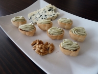 Fromentines roquefort et noix (la douzaine)