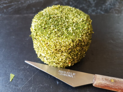 Chèvre frais ails et fines herbes au lait cru