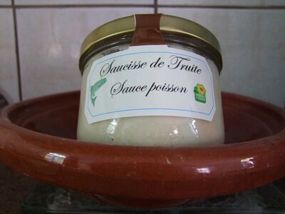 Saucisse de truite sauce poisson