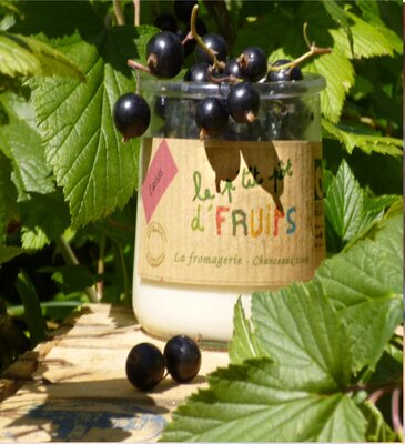 Le petit pot de fruits cassis