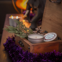 Bougie naturelle noël sous le sapin