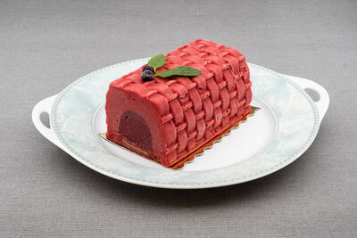Buche framboise /cassis 6 à 8 personnes 750 m
