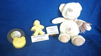 Coffret bébé enfant savon calendula avoine , shampooing solide, palet massage