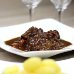 Boeuf bourguignon cuisiné
