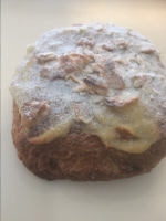 Chocolatine artisanale pur beurre aux amandes