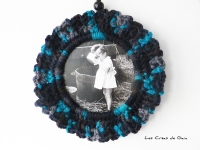 Décoration murale monochrome • cadre crochet
