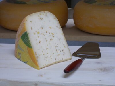 Gouda de vache avec fenugrec, 450-550gr