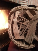 Bois en éclats pour barbecue et cheminée