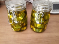 Chèvre ail des ours mariné