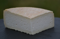 Quart de tomme fraîche