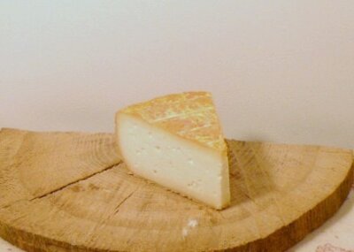 Huitième de tomme fraîche de chèvre