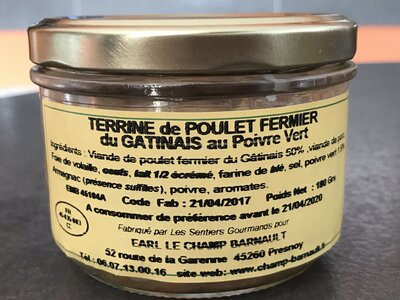 Terrine de poulet fermier du gâtinais au poivre vert