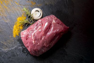 Veau rosé rôti épaule à mijoter