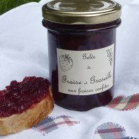 Gelée fraise/groseille aux fraises confites