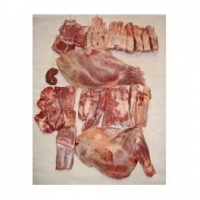 Agneau - demi agneau découpé poids d'environ 7,5kg + ou - 200 gr