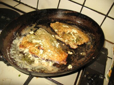 Filet de carpe de dombes frais prêt a cuire