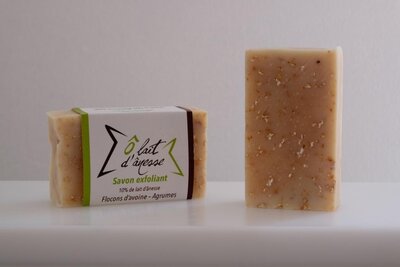 Savon exfoliant au lait d'ânesse