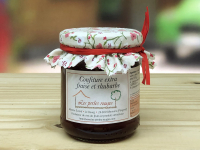 Confiture extra de fraise-rhubarbe