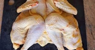 Poulet fermier coupé en deux 2.7kg à 2.9kg