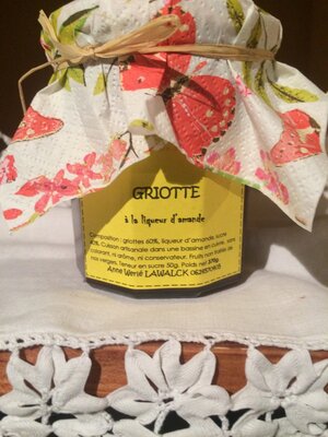 Griotte à la liqueur d'amande