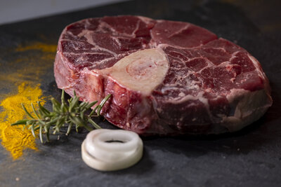 Boeuf jarret en tranche avec os