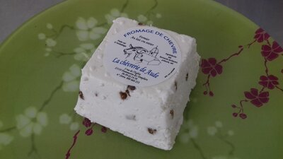 Pyramide de chèvre 'figue'