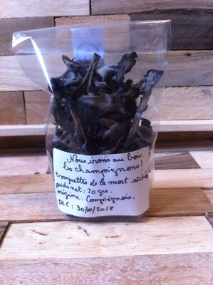 Trompettes de la mort.