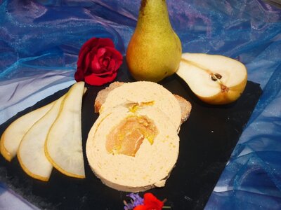 Bloc de foie gras de canard à la poire