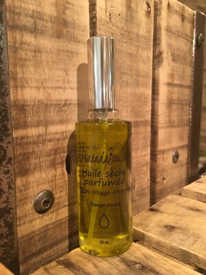 Huile sèche parfumée