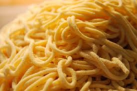 Spaghettis - pâtes fraiches aux oeufs