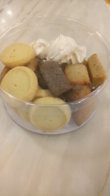 Boite gourmande  assortiment de biscuits