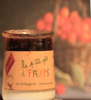Le petit pot de fruits cerise