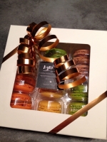 *** nouveaux parfums :coffret de 12 macarons ***