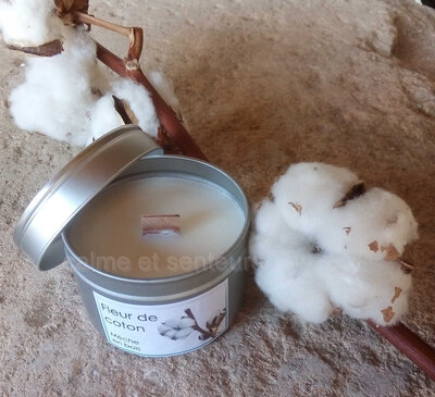 Bougie végétale parfum fleur coton