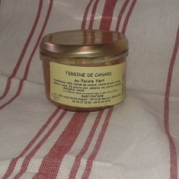 Terrine de canard au poivre vert