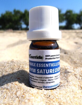 Huile essentielle thym satureoide