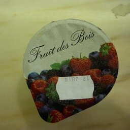 Yaourts aromatisés bio fruits des bois