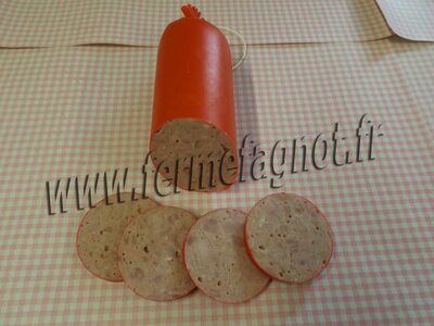 Saucisse de viande tranchée