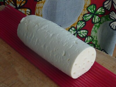 Buche de chèvre frais