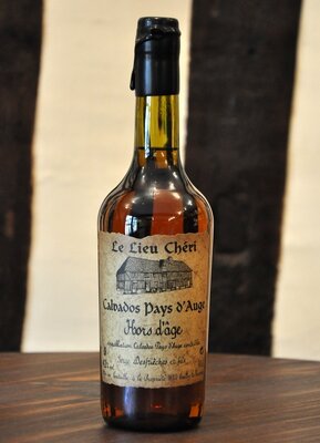 Calvados aoc pays d'auge hors d'âge